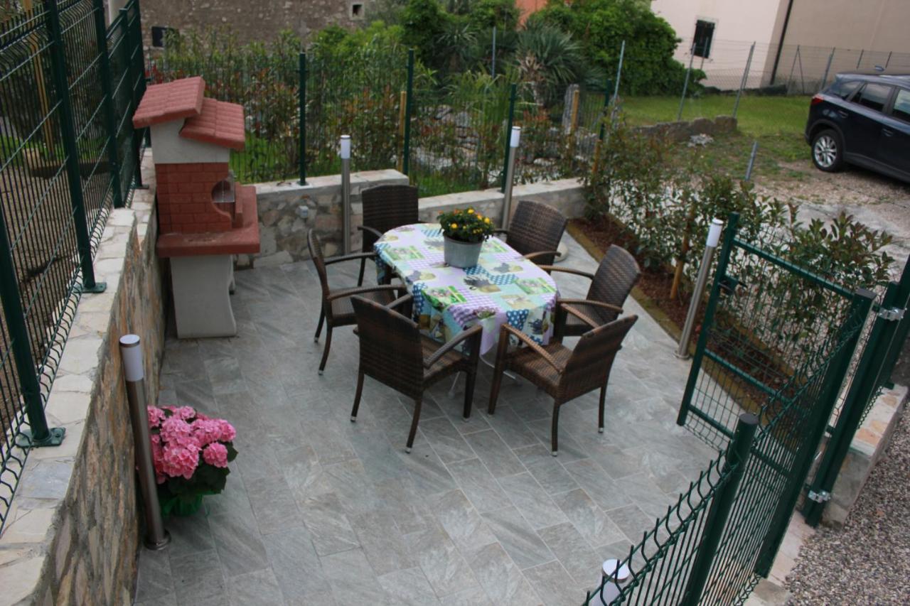 Casa Vacanze Corte Dei Dami Caprino Veronese Exteriér fotografie